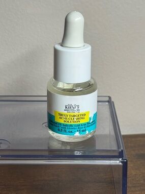Kiehl's 
Truly Targeted Acne-Clearing Liquid Pimple Patch with Salicylic Acid